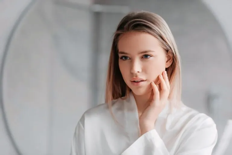 Поговоримо чому  хронічний стрес старить шкіру?